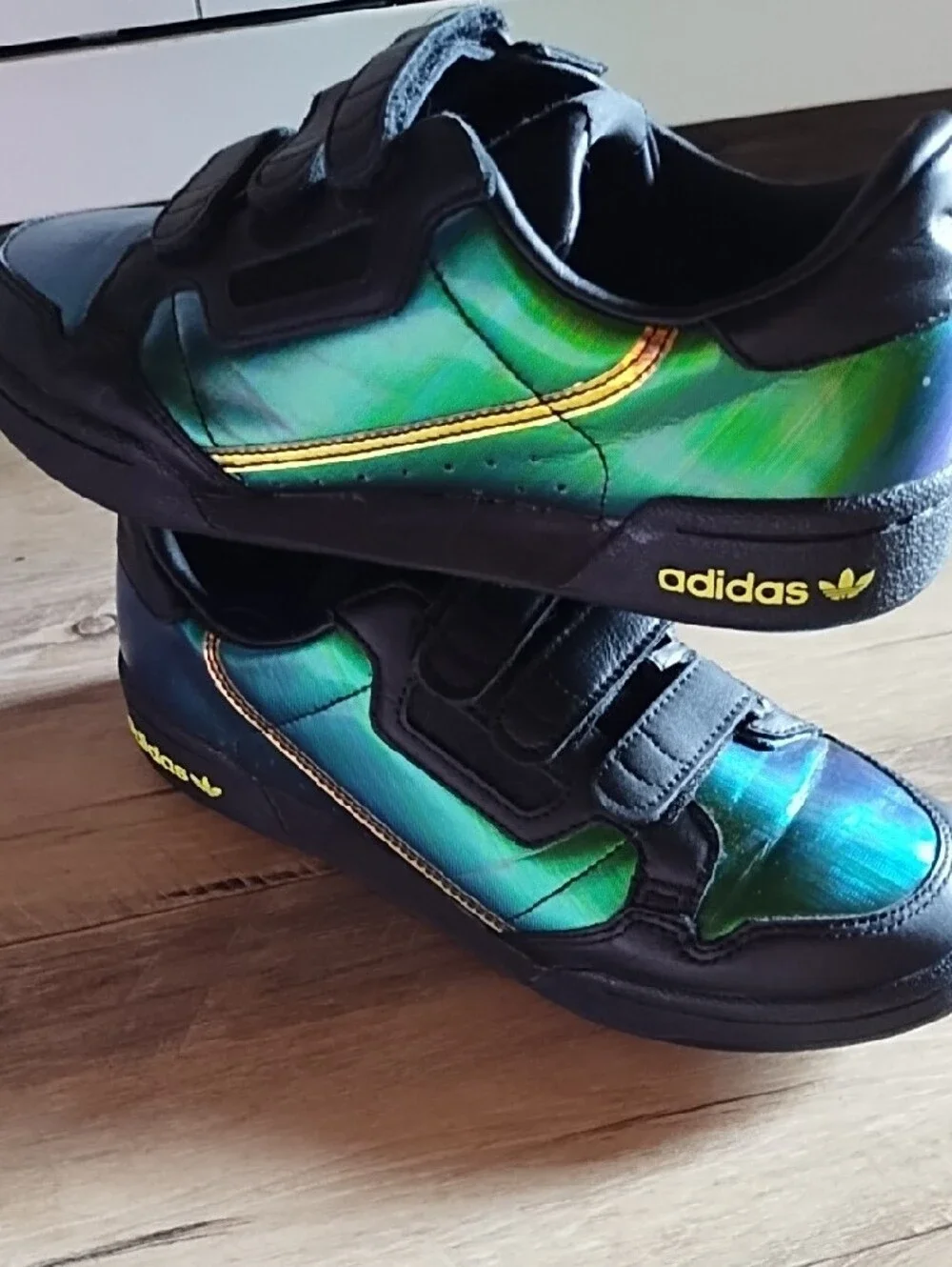 adidas no box
